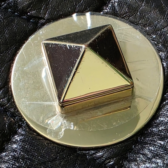 Kate Spade Gold Coast Quilted Leather Purse – Turn Lock Chain Bag, Black - Picture 5 of 16